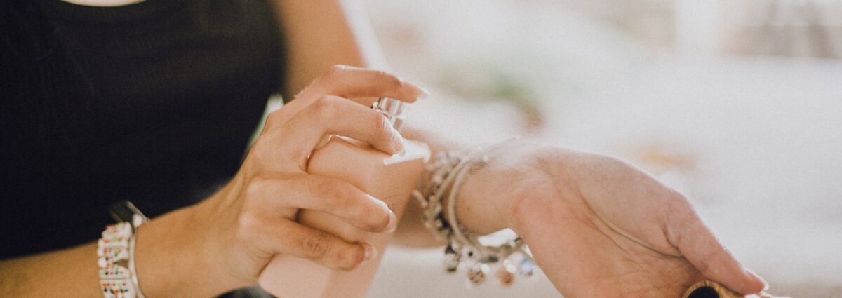 come far durare un profumo hero