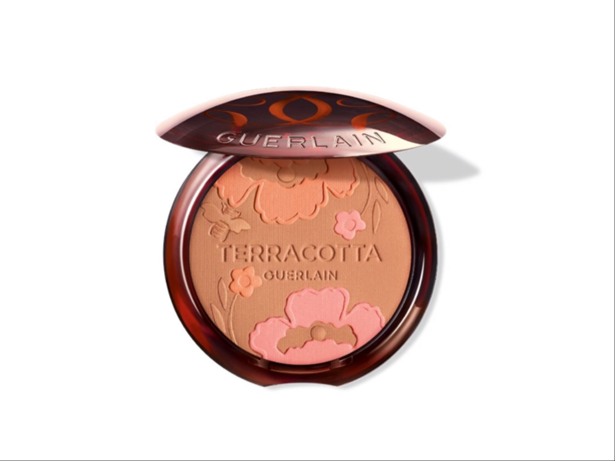 nuove collezioni make up estate 2025 trucco di tendenza guerlain terra