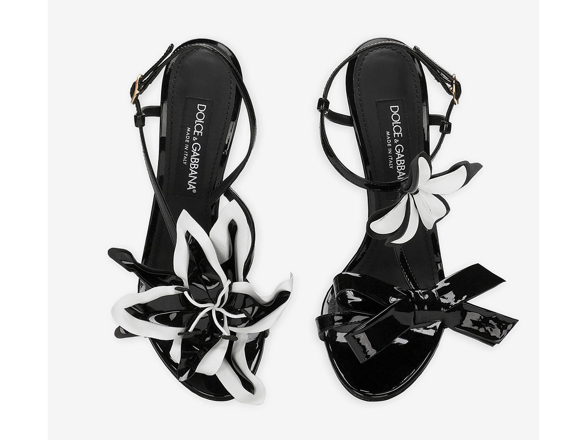 sandali-in-vernice-con-fiori-applicati-dolce-e-gabbana