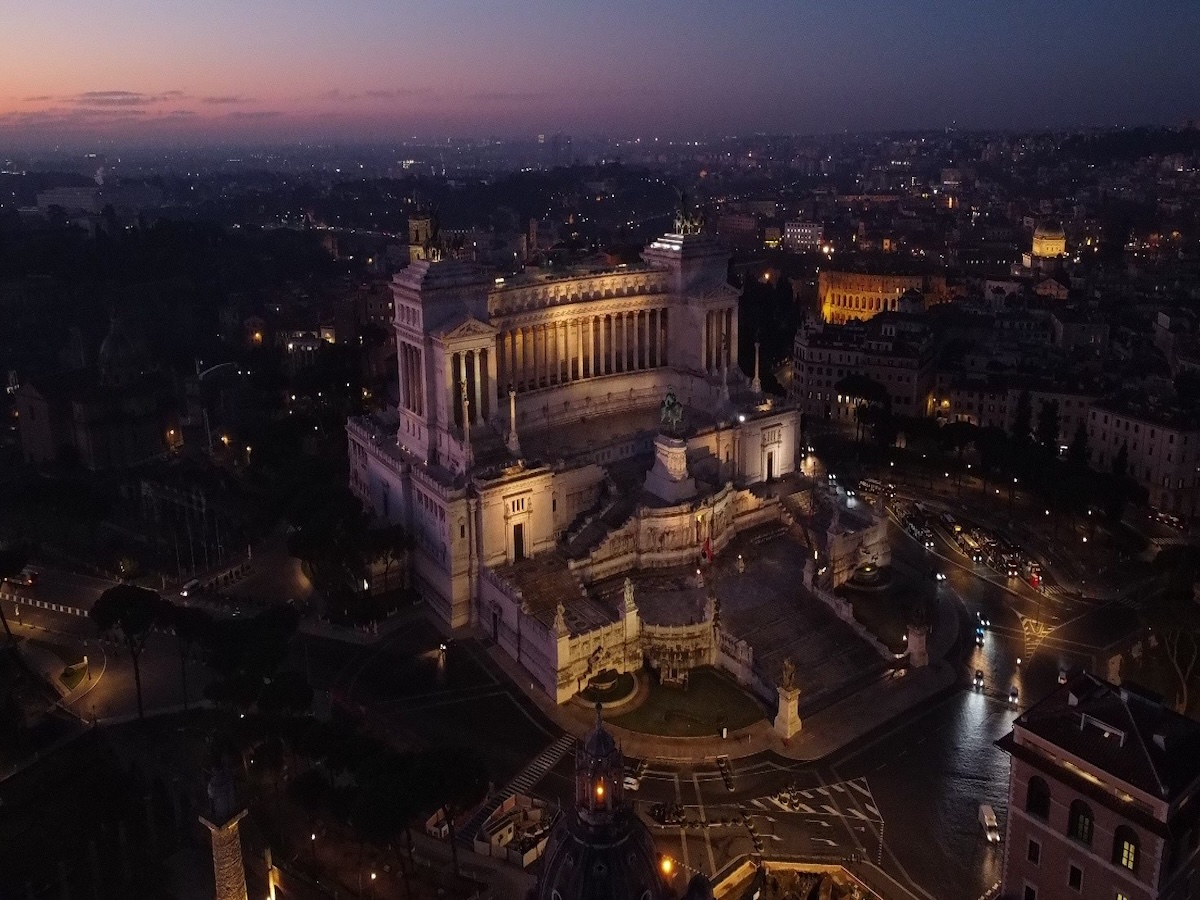 2. Vittoriano di sera