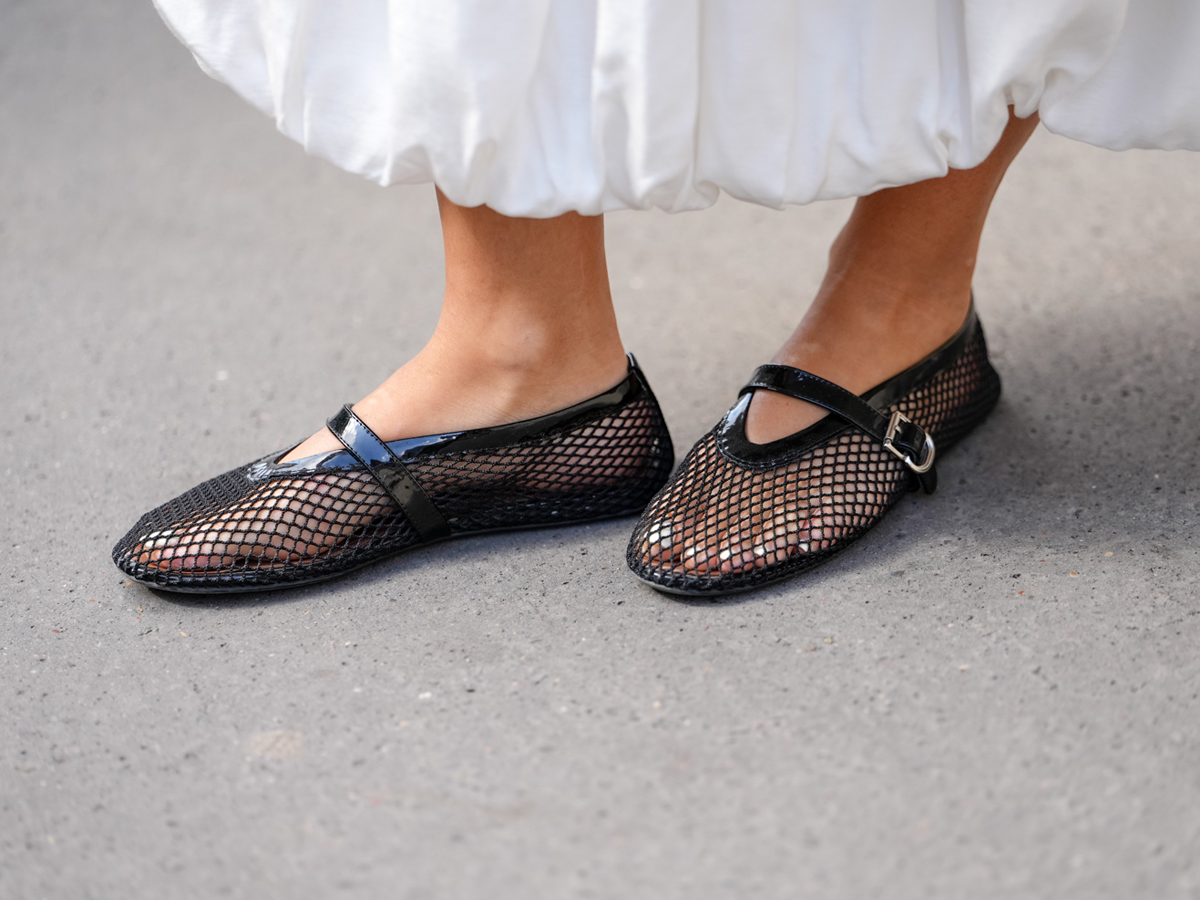 COVER_Ballerine_in_mesh