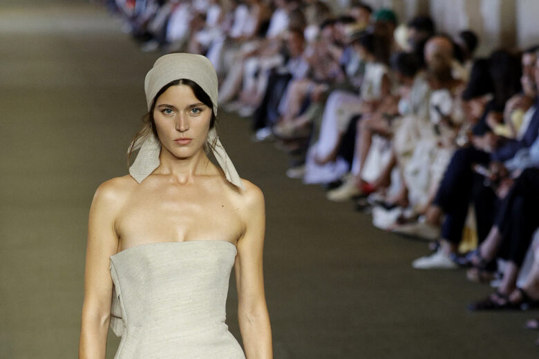 Jacquemus sfila a Versailles: 5 highlight della sfilata Spring Summer 2026