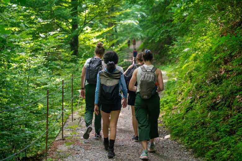 Lugano active: trekking urbano (al femminile) con  LaMunt fino alla vetta del Monte Brè