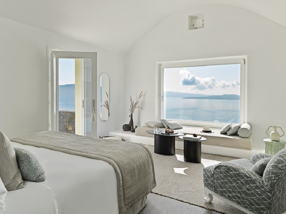 canaves oia santorini