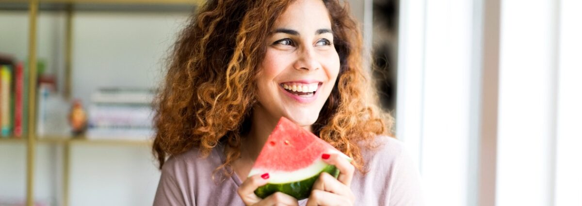 donna dieta frutta anguria hero