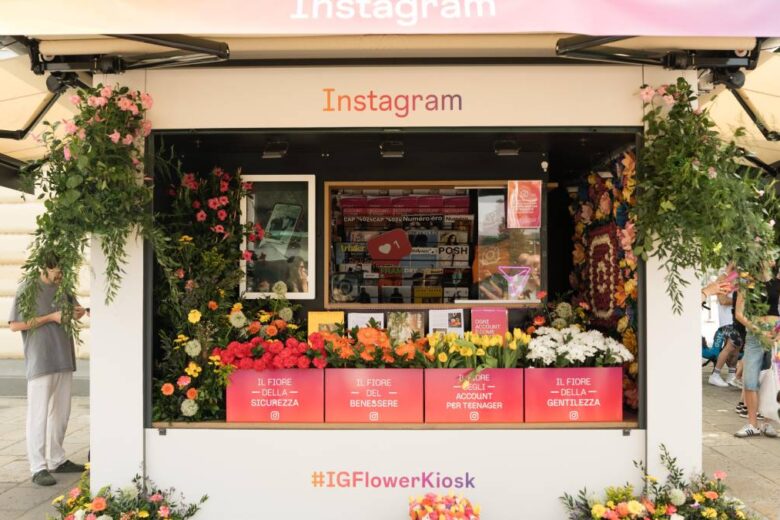 Instagram Flower Kiosk: arriva a Milano l’iniziativa dedicata all’uso consapevole dei social