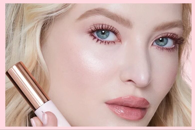 Mascara colorato: i migliori, a chi sta bene e come metterlo per un trucco occhi estivo di tendenza