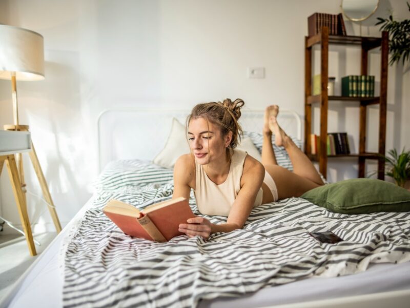 leggere libri relax hero