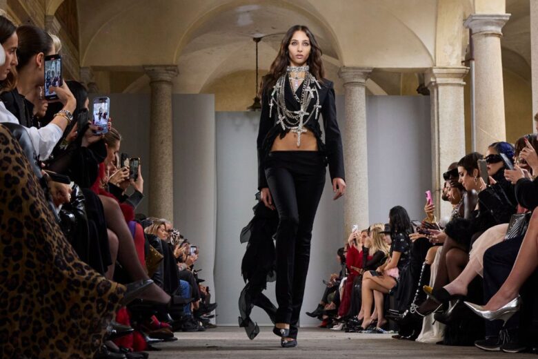 Milano Fashion Week: recap del quarto giorno di sfilate Primavera-Estate 2026