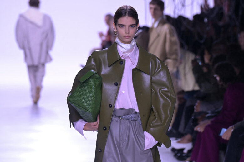 Il primo show di Louise Trotter da Bottega Veneta: 5 highlight della sfilata