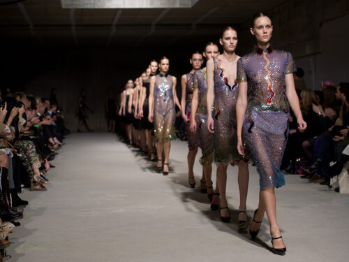 Кристофер Кейн взлетно -посадочная полоса - LFW осень/зима 2011