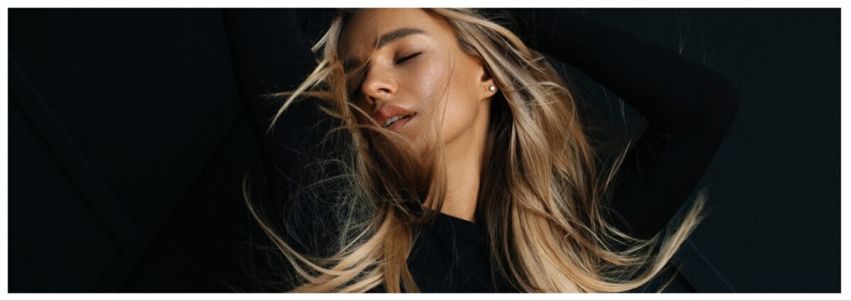 schiariture capelli 2026 tendenze biondi castani cover desktop