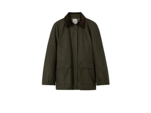 В целом куртка сарай