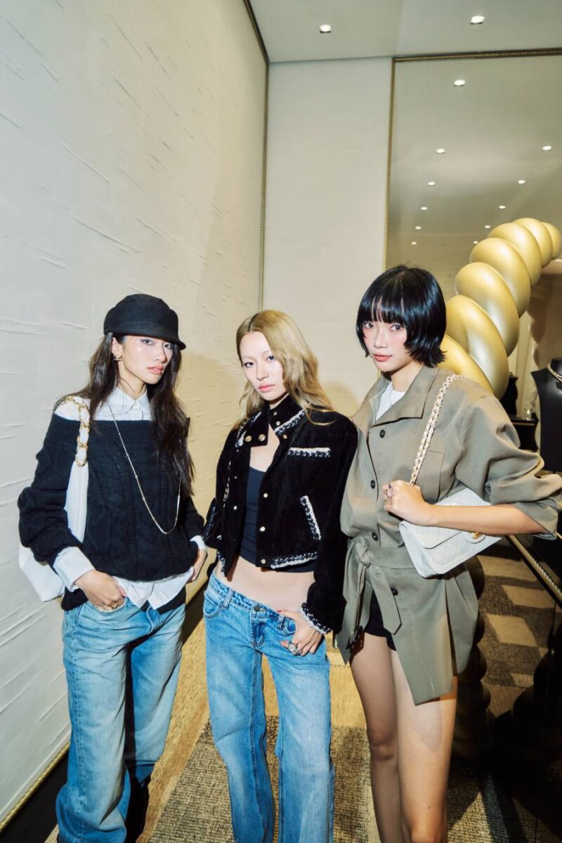 He Hui Xiang, Cherry Mui, Shiyi