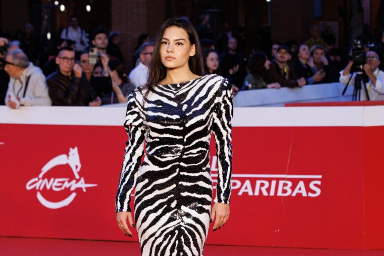 Revlon illumina la Festa del Cinema di Roma con la cantante Elma: l’intervista esclusiva