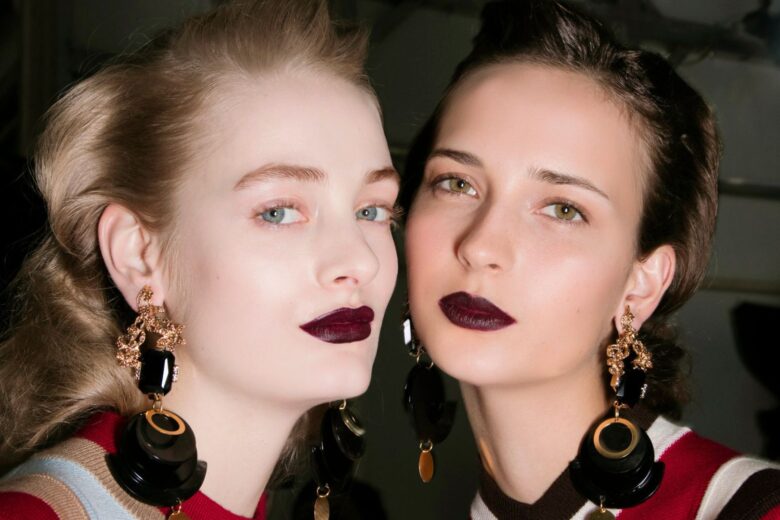 Bordeaux obsession: il ritorno del colore più sofisticato del make-up