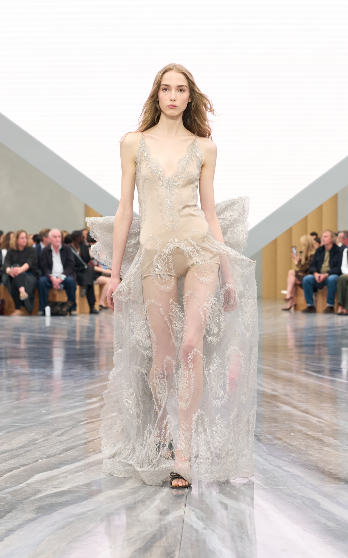 ok DIOR_W_RTW_SS26_LOOK_06