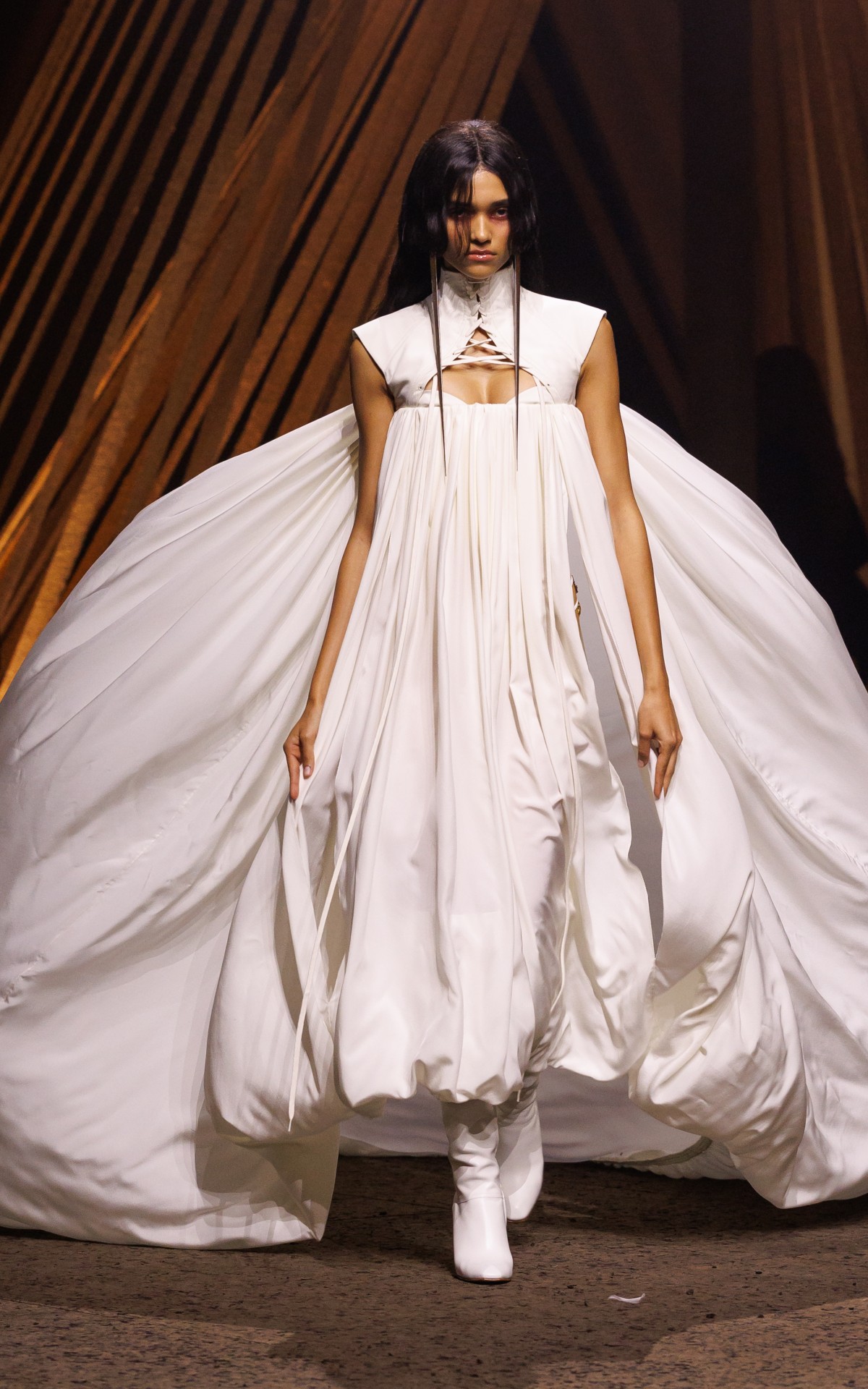 ok McQueen_SS26_Look_50