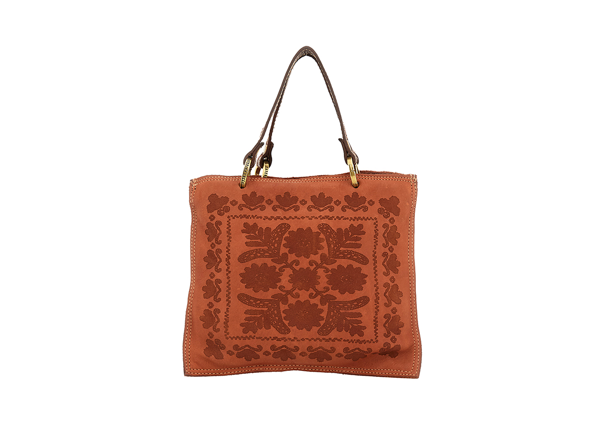 CATERINA-LUCCHI_L012310ND_X2919_C1558_SN077084_CLOSEUP001