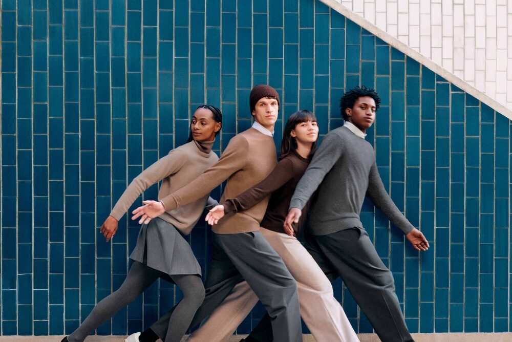 (F)_Full-length_JPEG – LOW RES (1)