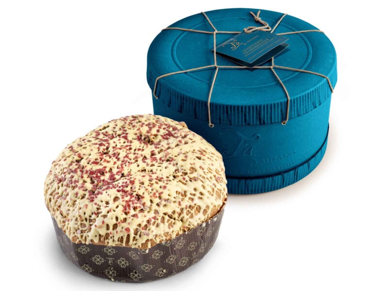 Ta-Milano-panettone-pistacchio-lamponi-750g-con-Cappelliera