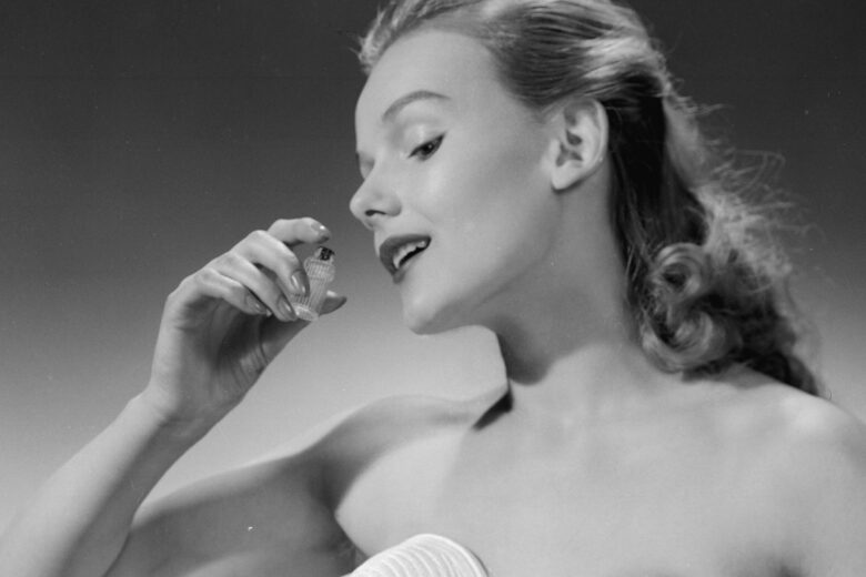 Profumi donna Natale 2025: le fragranze da regalare