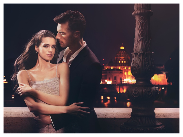 laura biagiotti profumi roma fiori bianchi e nero uomo intenso cover mobile