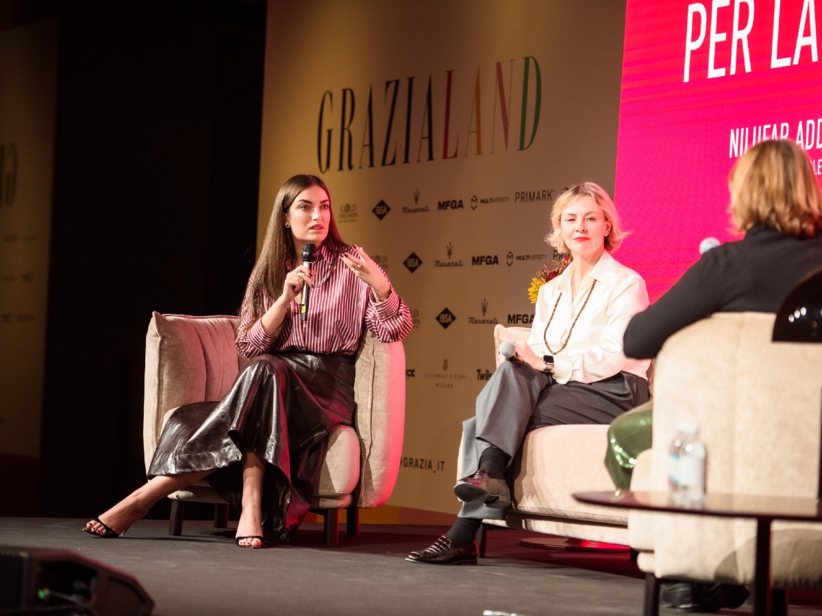 ok 264)NILUFAR LOR_0809