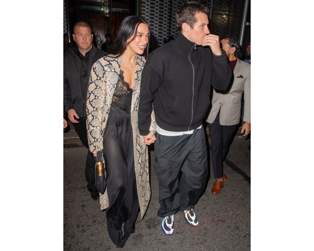 ok Dua Lipa in Roberto Cavalli