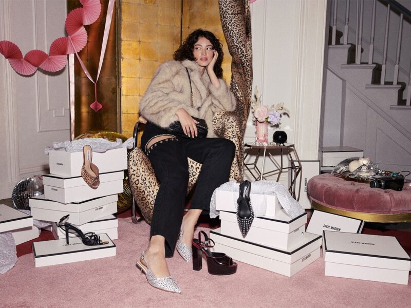 ok STEVE-MADDEN_2025_HOLIDAY_INTL_KORRA-R_BSTELLE_080