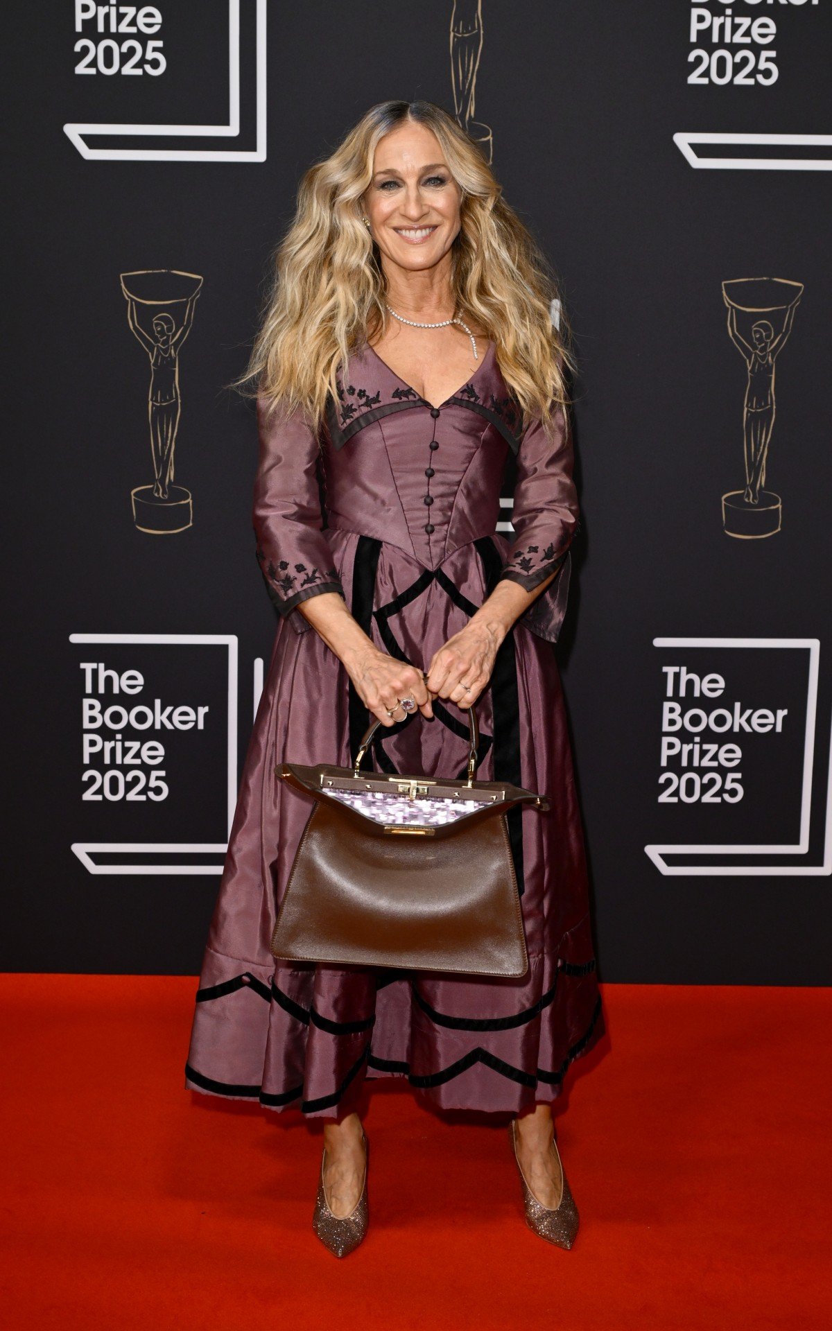 ok Sarah Jessica Parker wearing Rene Caovilla to the 2025 Booker Prize Ceremony press office