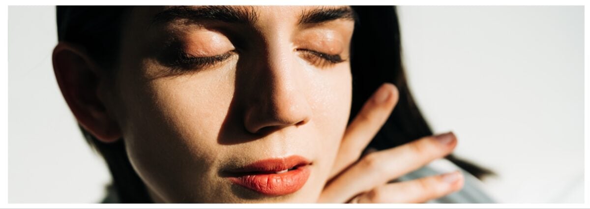 profumi legnosi migliori donna uomo oud sandalo cedro ebano palo santo cover desktop