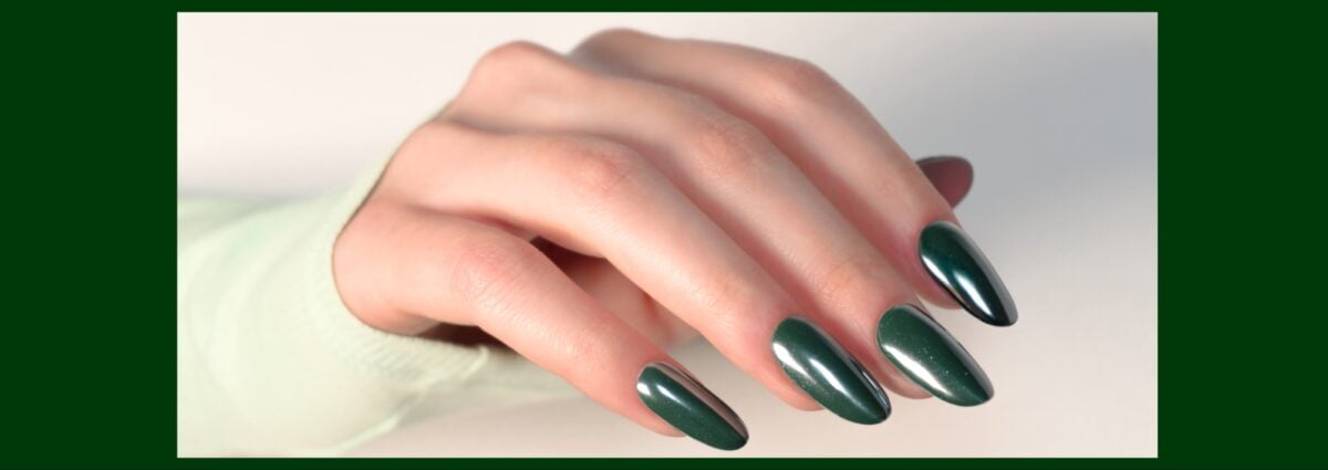 unghie verde bosco must nail art inverno 2025 2026 cover desktop