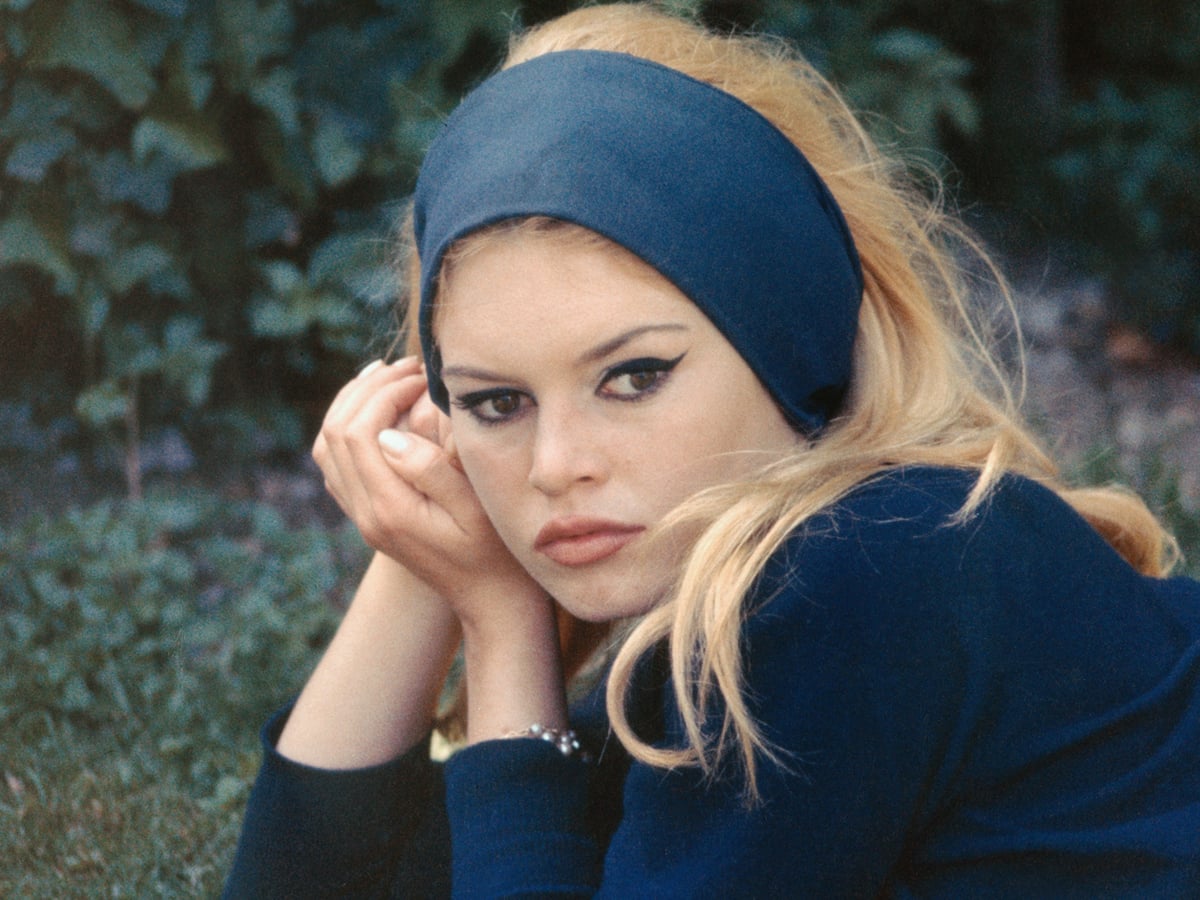 COVER_Бриджит_Бардо