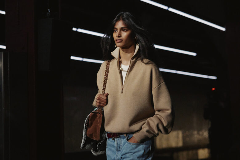 Il maglione più cool di stagione? Il modello con la zip (come quello visto da Chanel)