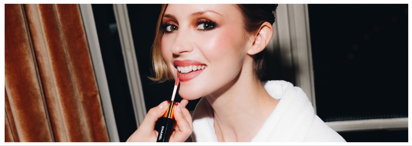 angele make up chanel sfilata new york get the look cover desktop