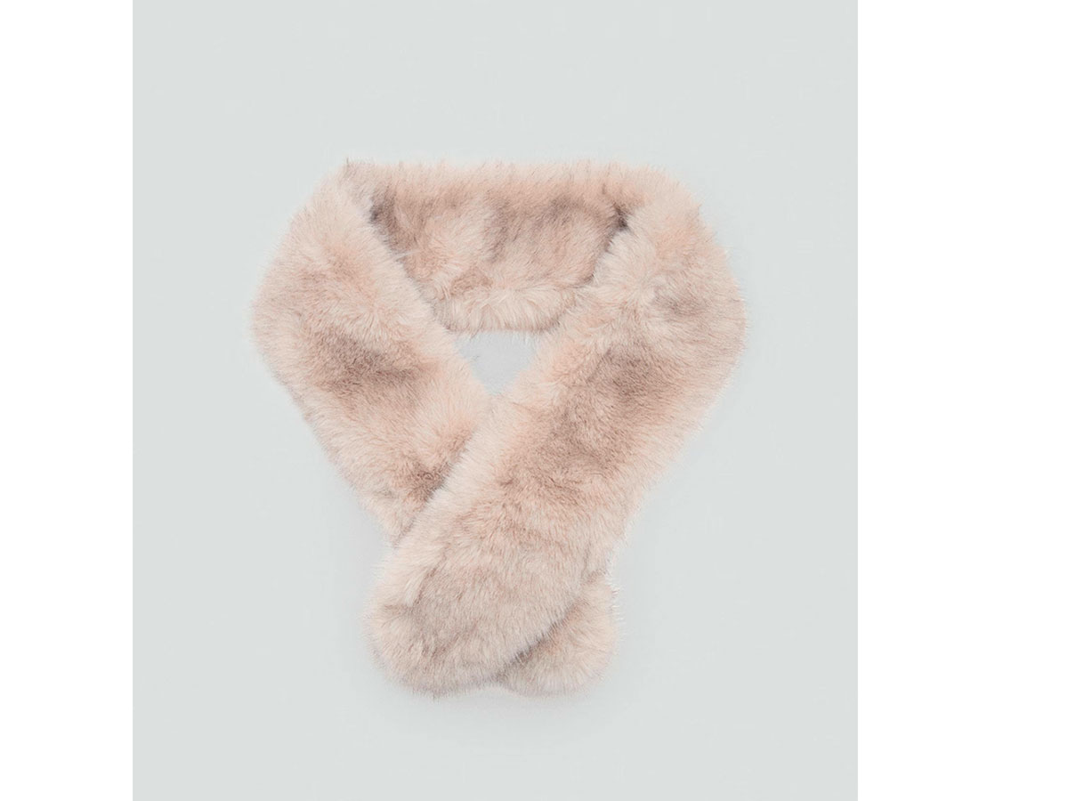 stola-effetto-pelliccia-mango