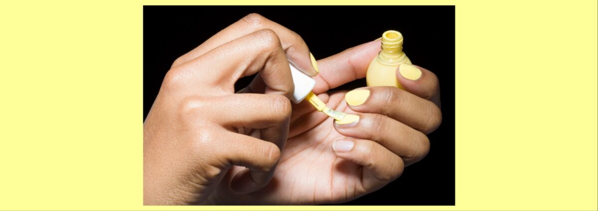 unghie giallo burro tendenza nail art alla moda estate 2026 manicure chic cover dekstop